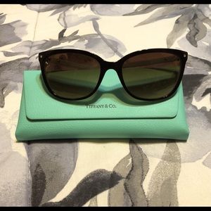 NEW TIFFANY TORTOISE CAT EYE SUNGLASSES T4105 WITH CASE